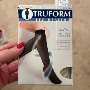 Truform Compression Knee Highs - NWT Size 2XL